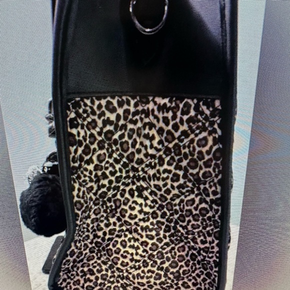 Betsey Johnson Large Leopard XOBECA Print Tote Bag w/bag charm and strap NWT - Picture 7 of 14
